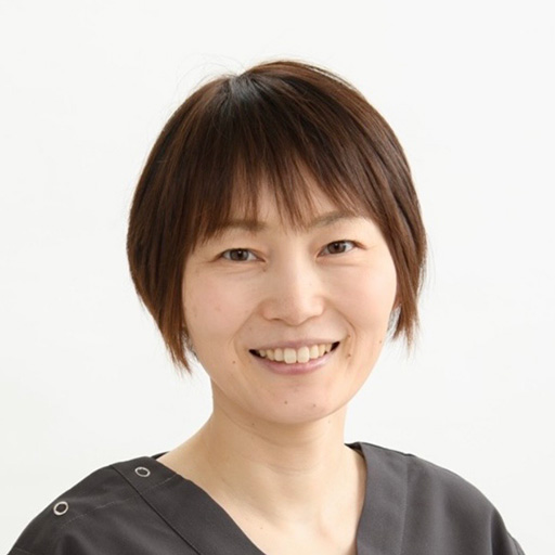 明田 人美　氏